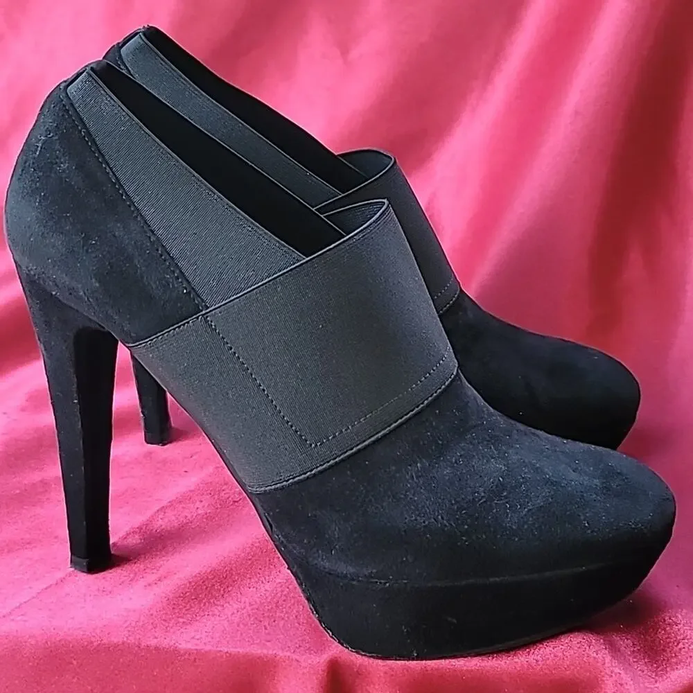 STUART WEITZMAN sz7.5 